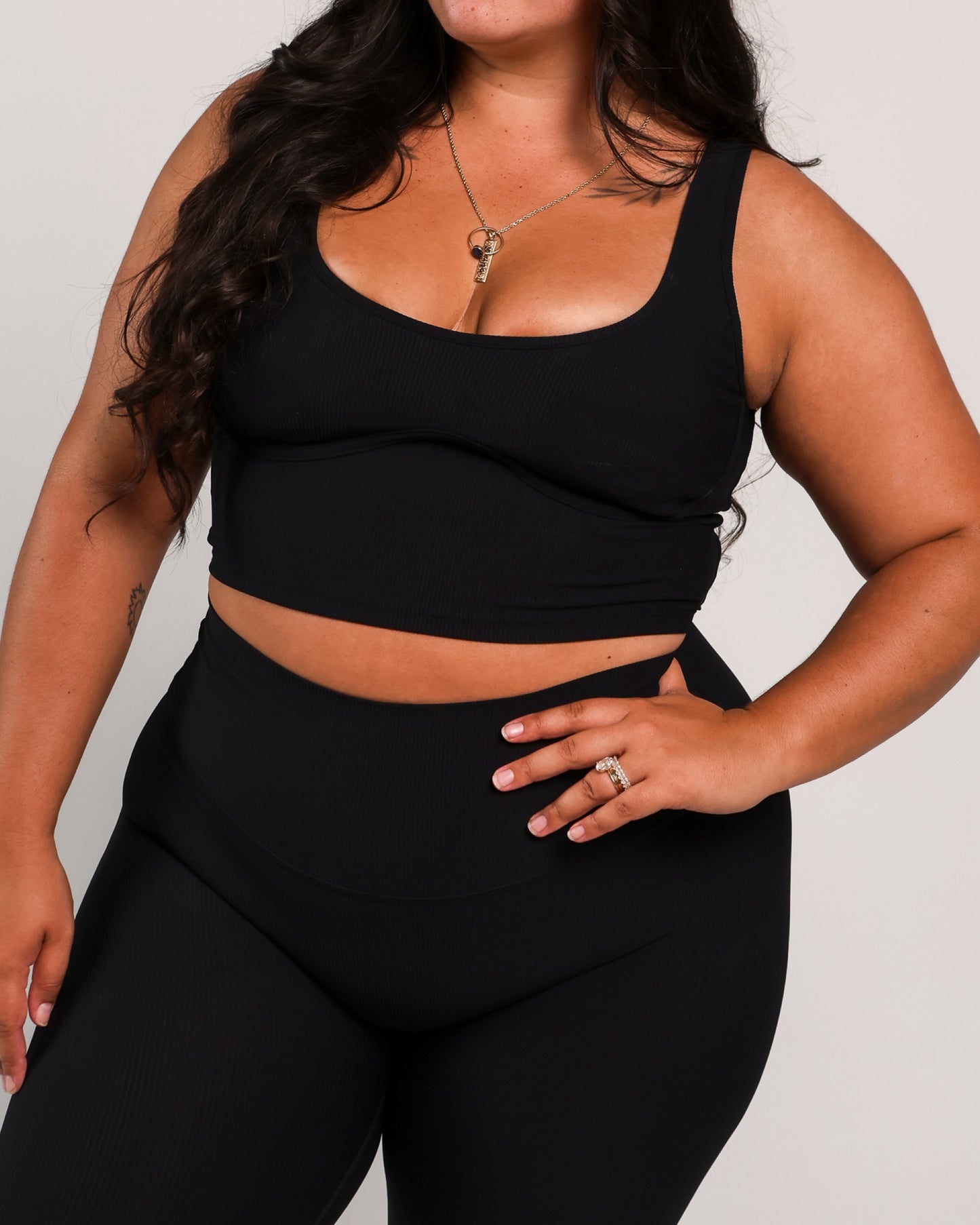 Aura Cropped Tank in Ribbed Black