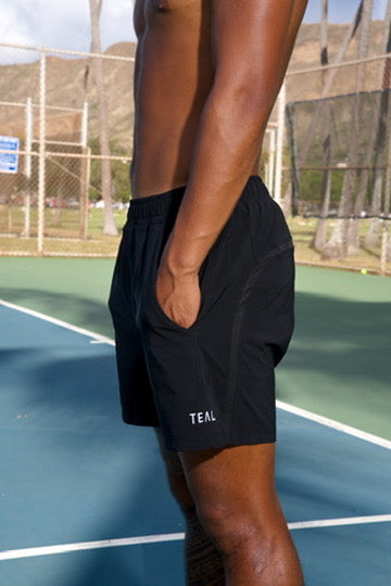 Luxe Hybrid Men’s 4” Short in Black