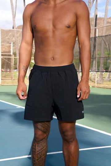 Luxe Hybrid Men’s 4” Short in Black