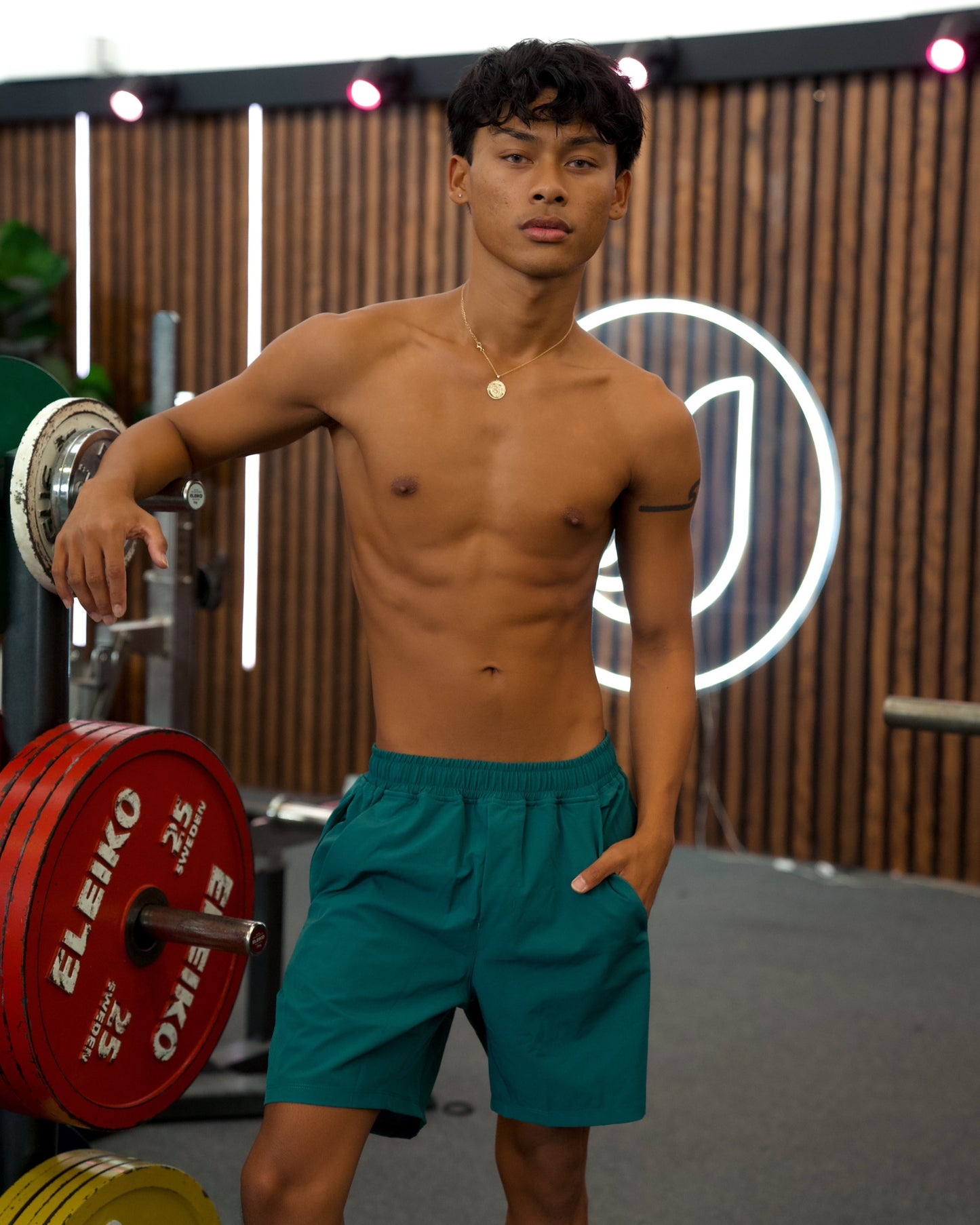 Luxe Hybrid Men’s 5” Short in Deep Matcha