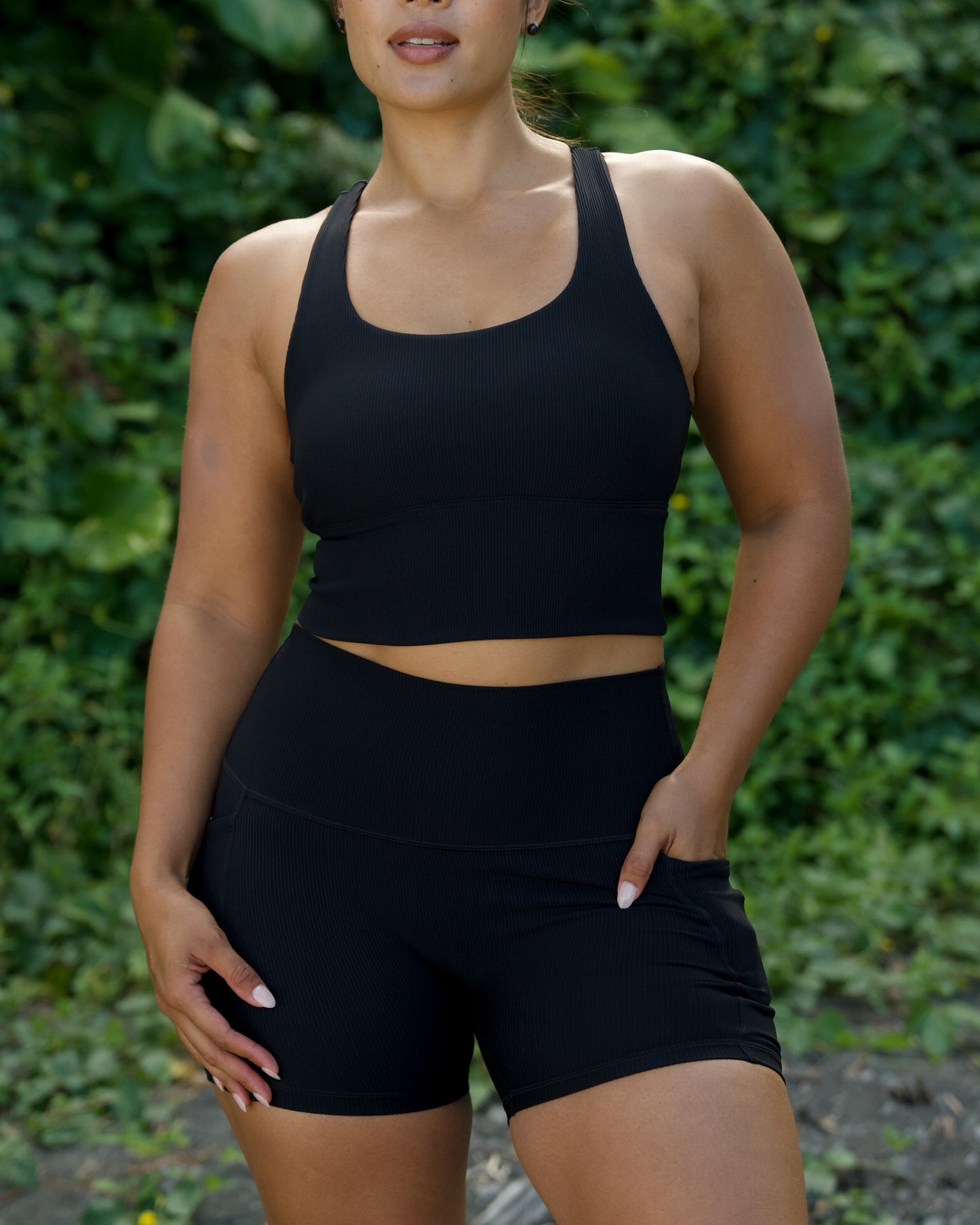 Agile Cropped Tank in Ribbed Black