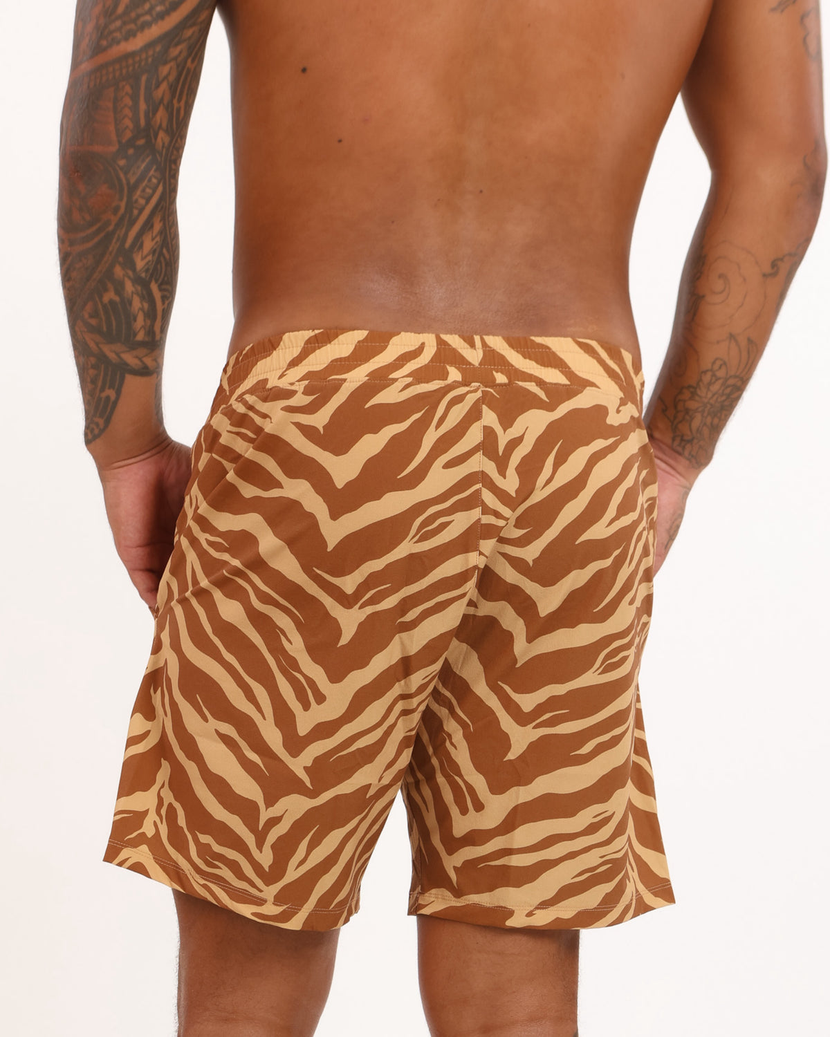 Hybrid 6” Men's Shorts in Caramel Zebra