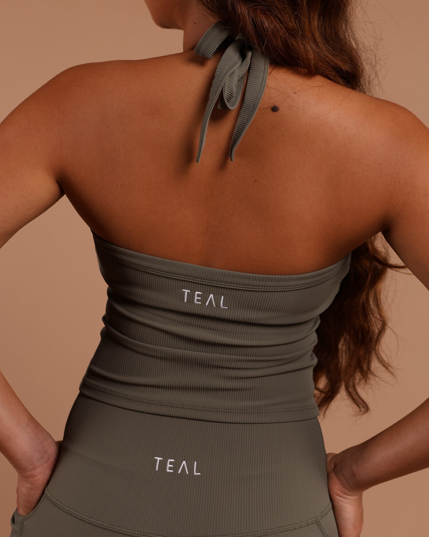 Essential 4.5" Biker Short in Ribbed Olive