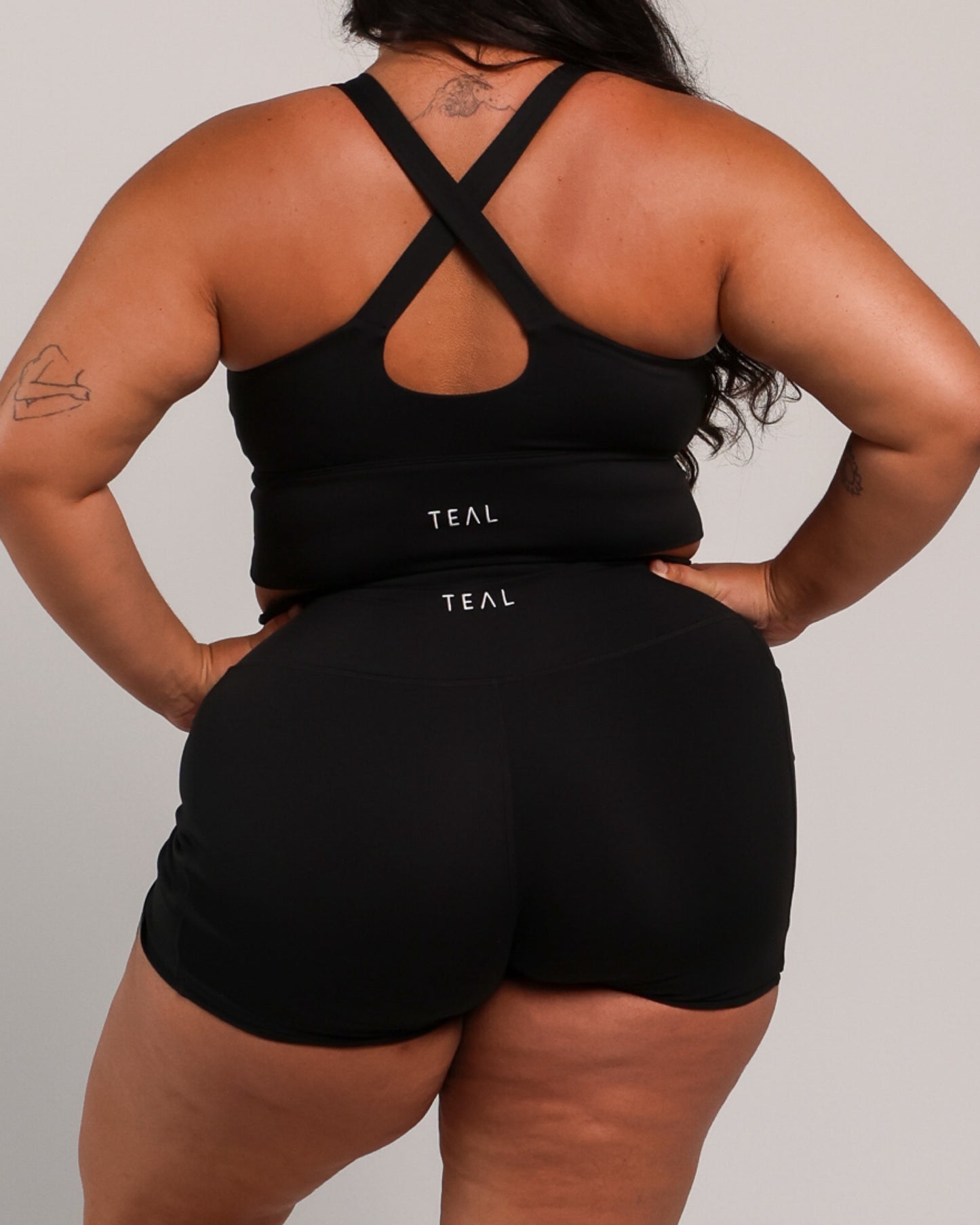 Essential 5" Biker Short in Smooth Black