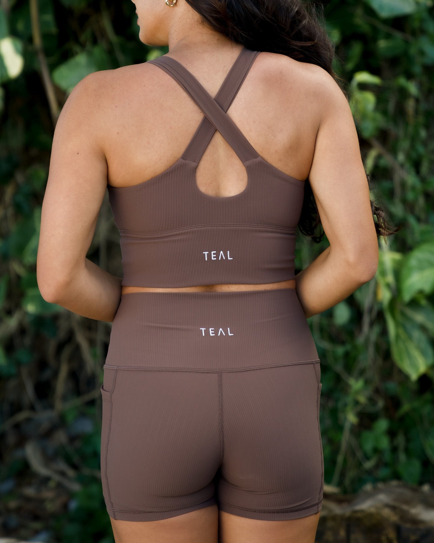 Agile Cropped Tank in Ribbed Mocha