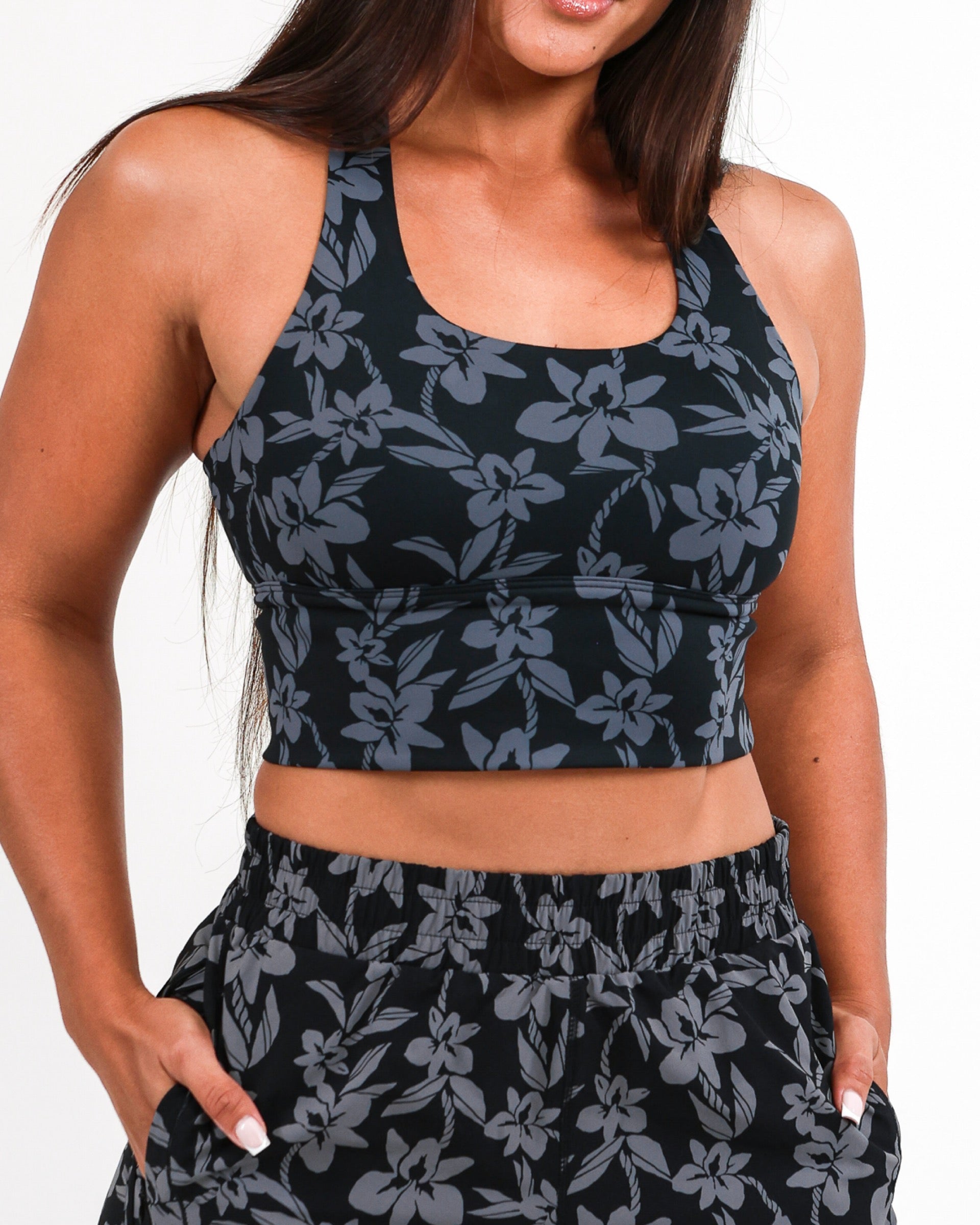 新品未使用BLACKBIRD / tanktop oatmeal1 Agile Cropped Tank in Black Orchid – Activebyteal
