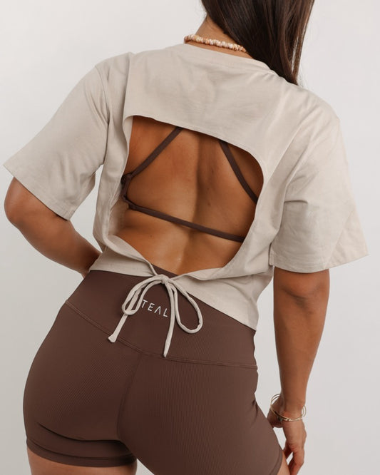 Everyday Tie Back Tee in Sand