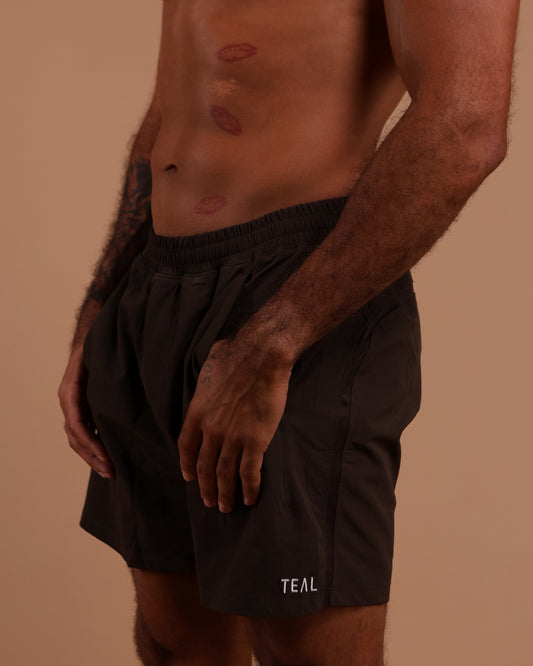 Luxe Hybrid 4" Men's Shorts in Mocha