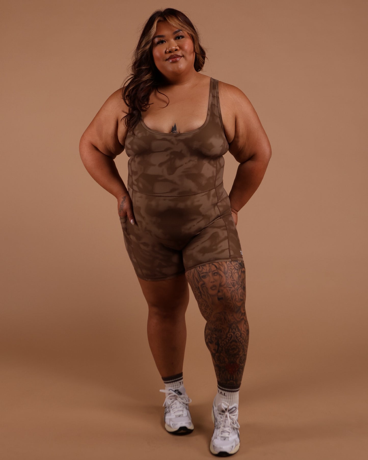 Britt Jumpsuit in Ribbed Brown Shibori