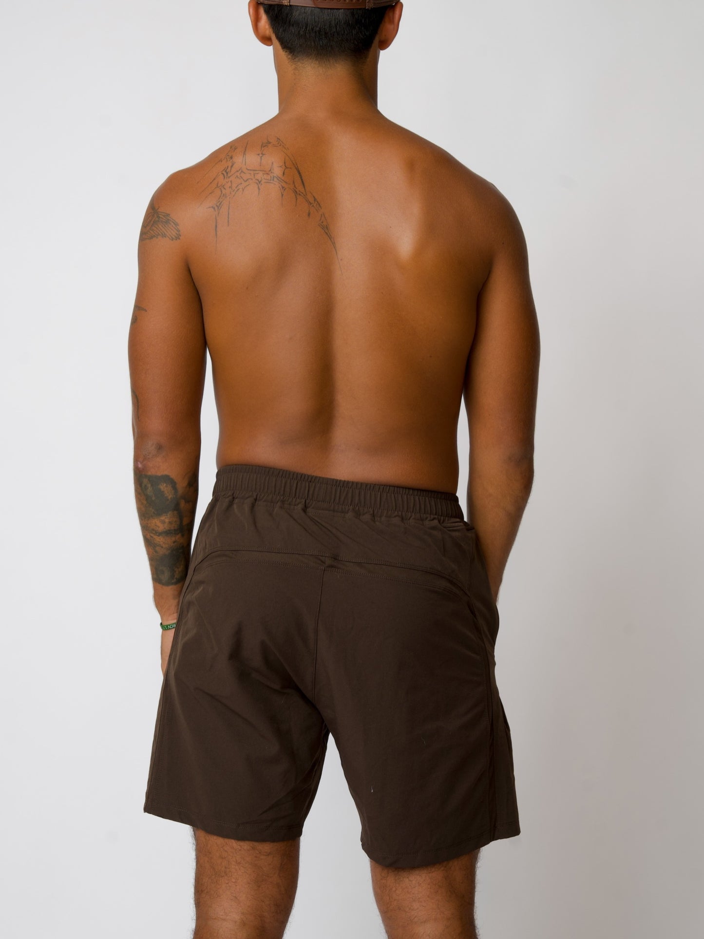 Luxe Hybrid Men’s 5” Short in Mocha