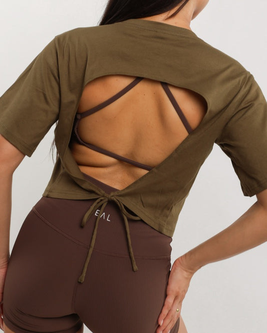 Everyday Tie Back Tee in Moss