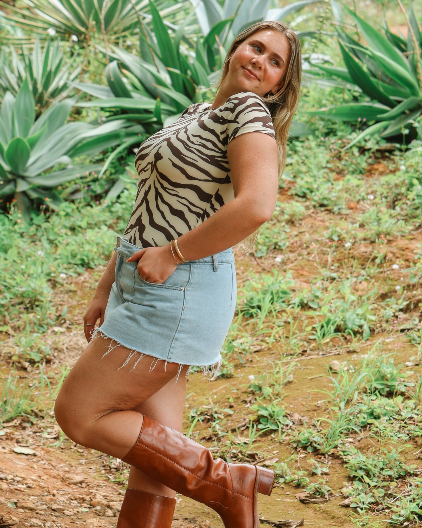 T-Shirt Bodysuit in Light Zebra