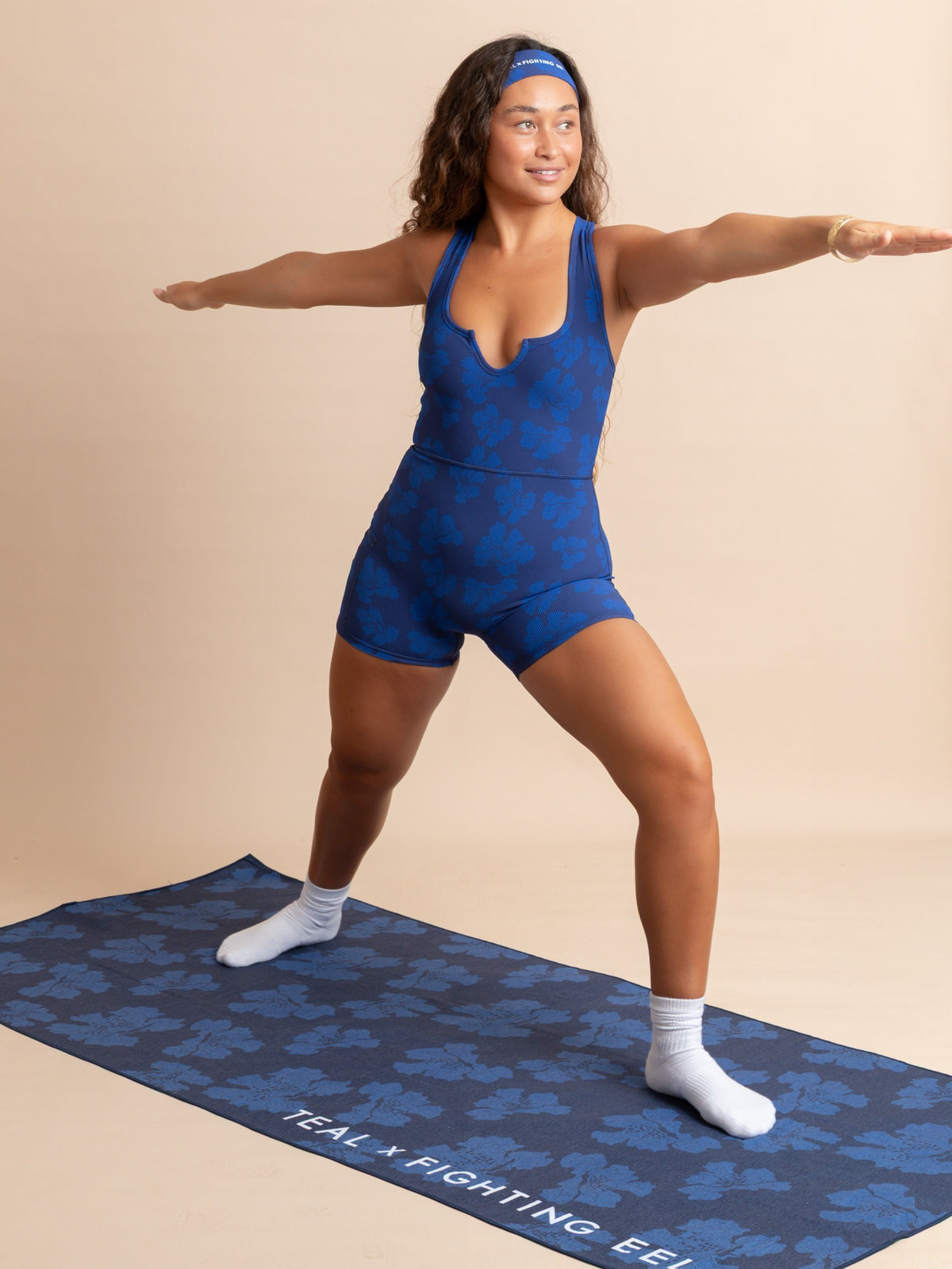 TEAL x FE Yoga Grip Towel in Orchid Dot Blue