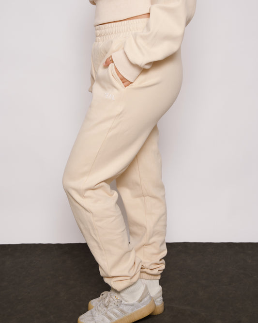 Cozy Sweatpants in Ivory