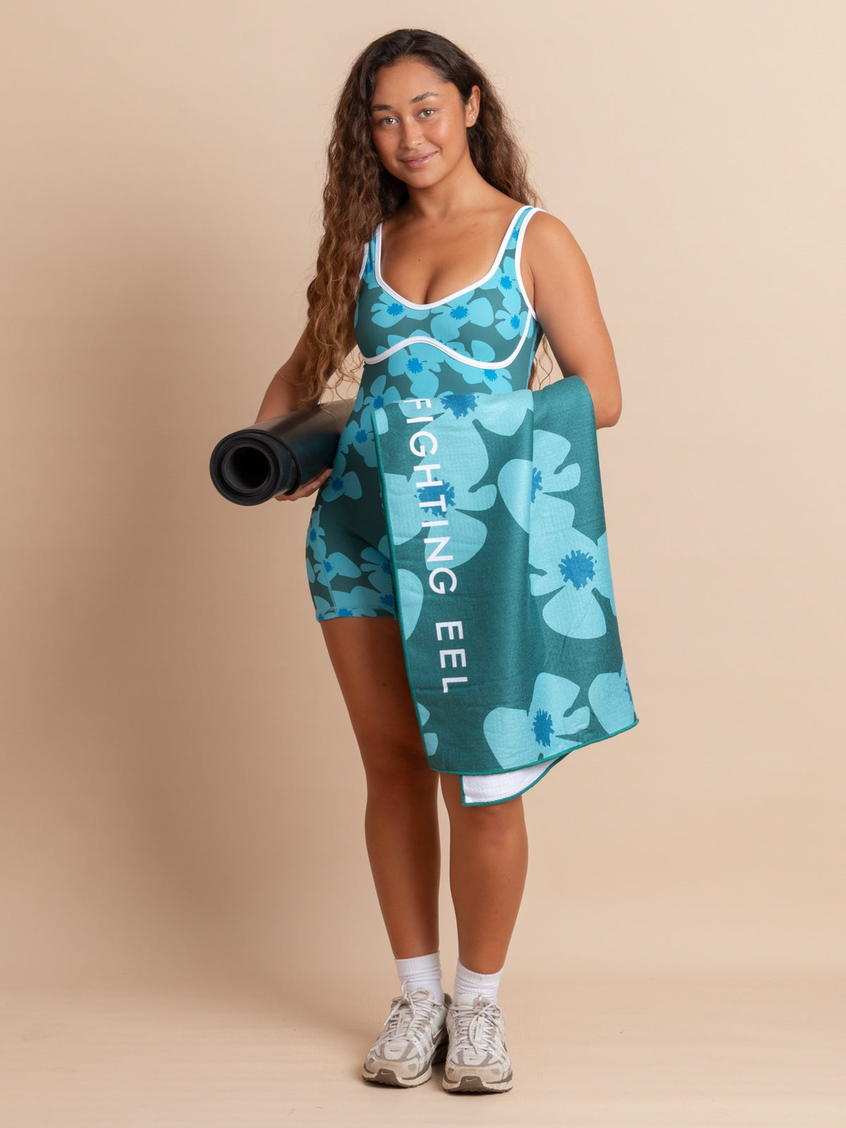 TEAL x FE Yoga Grip Towel in Zinnia Maui Blue