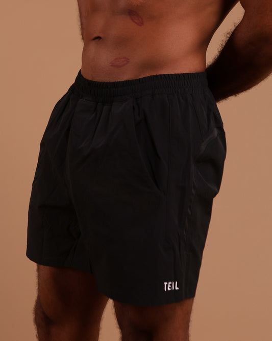 Luxe Hybrid Men’s 4” Short in Black