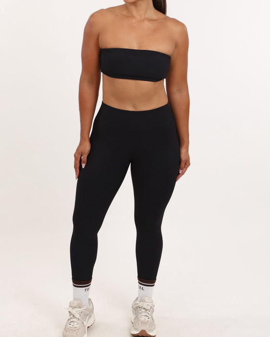 Essential Mid Rise Leggings in Ribbed Black