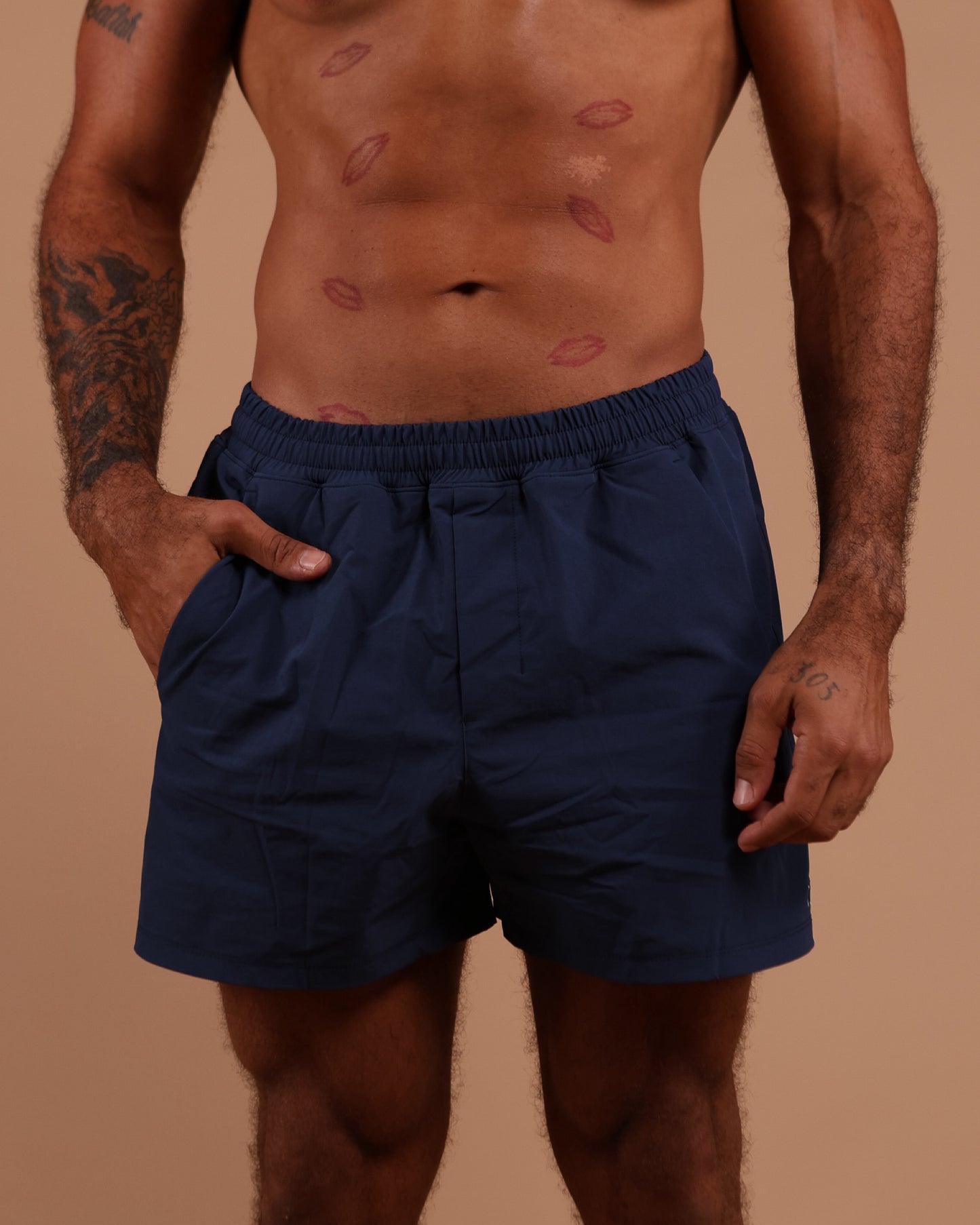 Luxe Hybrid 4" Men's Shorts in Navy