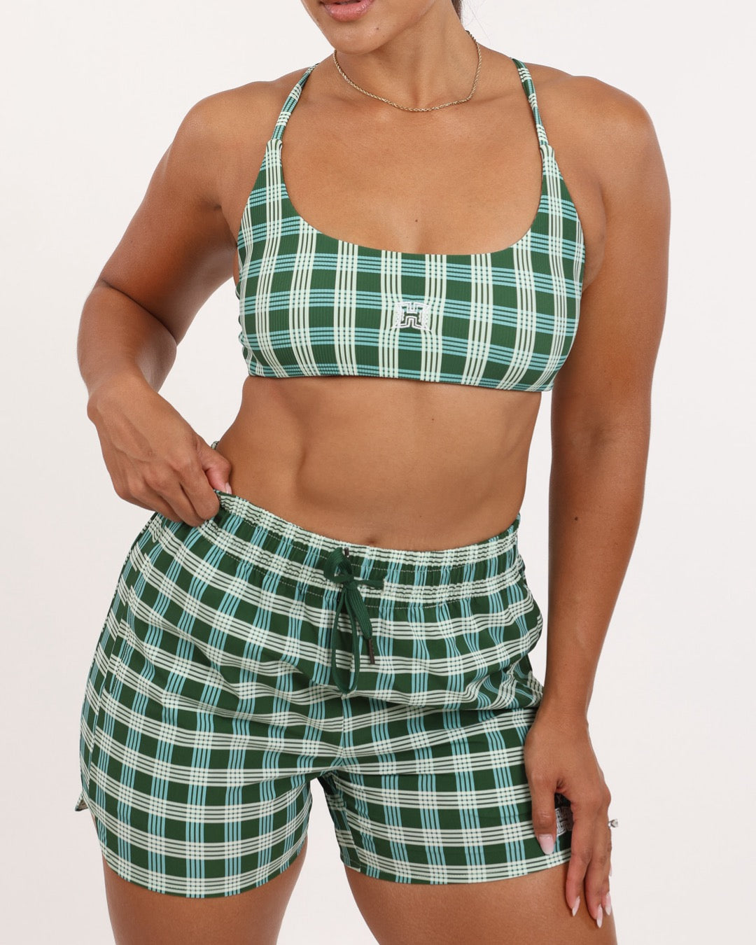 Women’s Hybrid Short in UH Green Palaka