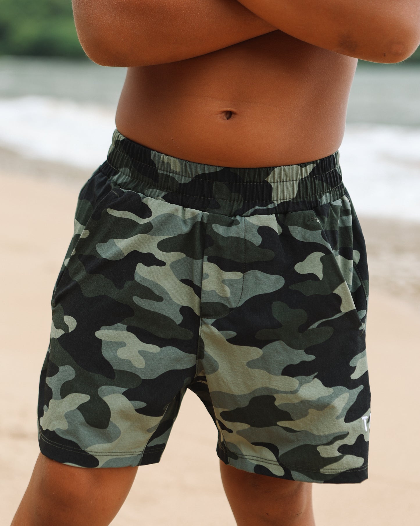 Luxe Hybrid Boy's Shorts in Green Camo