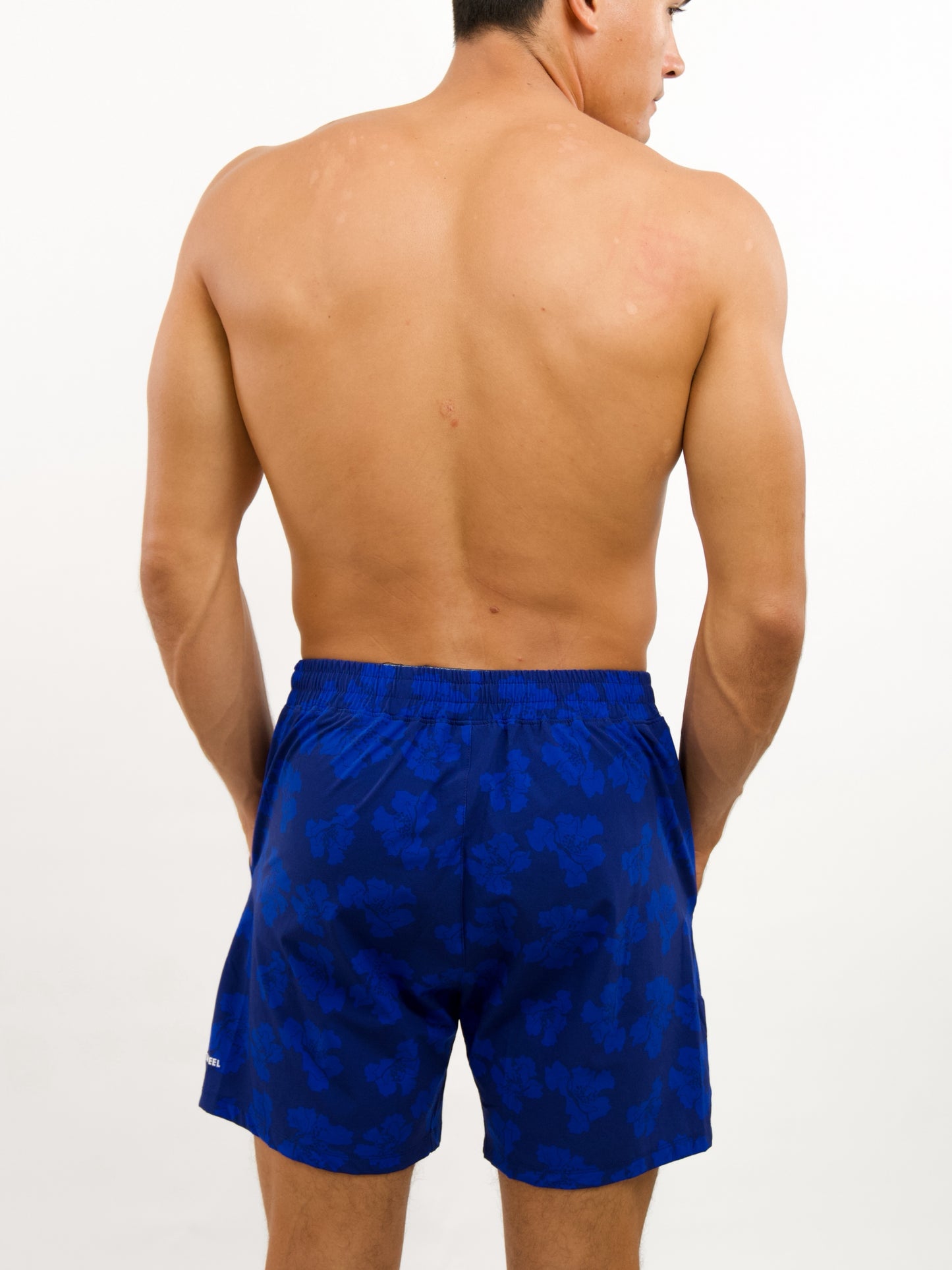 Luxe Hybrid 6” Men's Shorts in Orchid Dot Blue